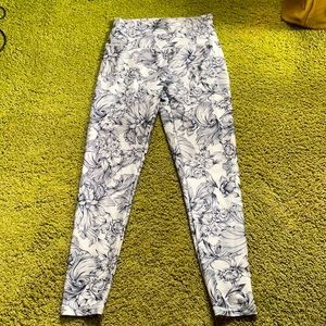 ✨2 for $10e ✨Balance Collection leggings, size L